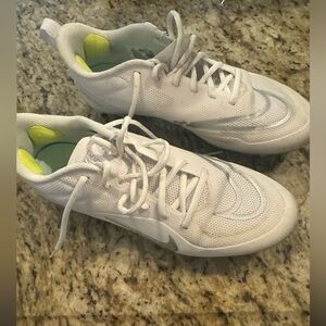 EUC NIKE HUARACHE CLEATS